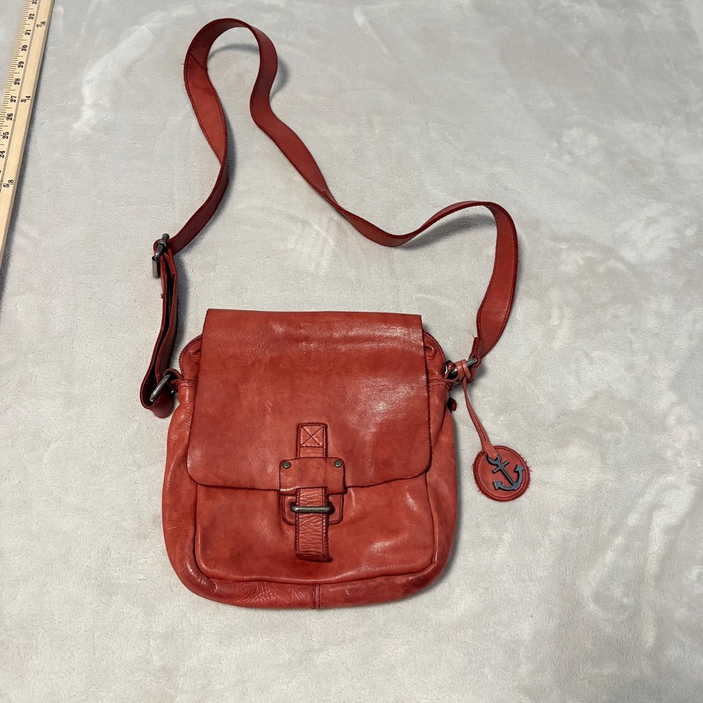 Harbour 2nd Leather Crossbody Messenger Bag Womens Red Size Medium Adjustable